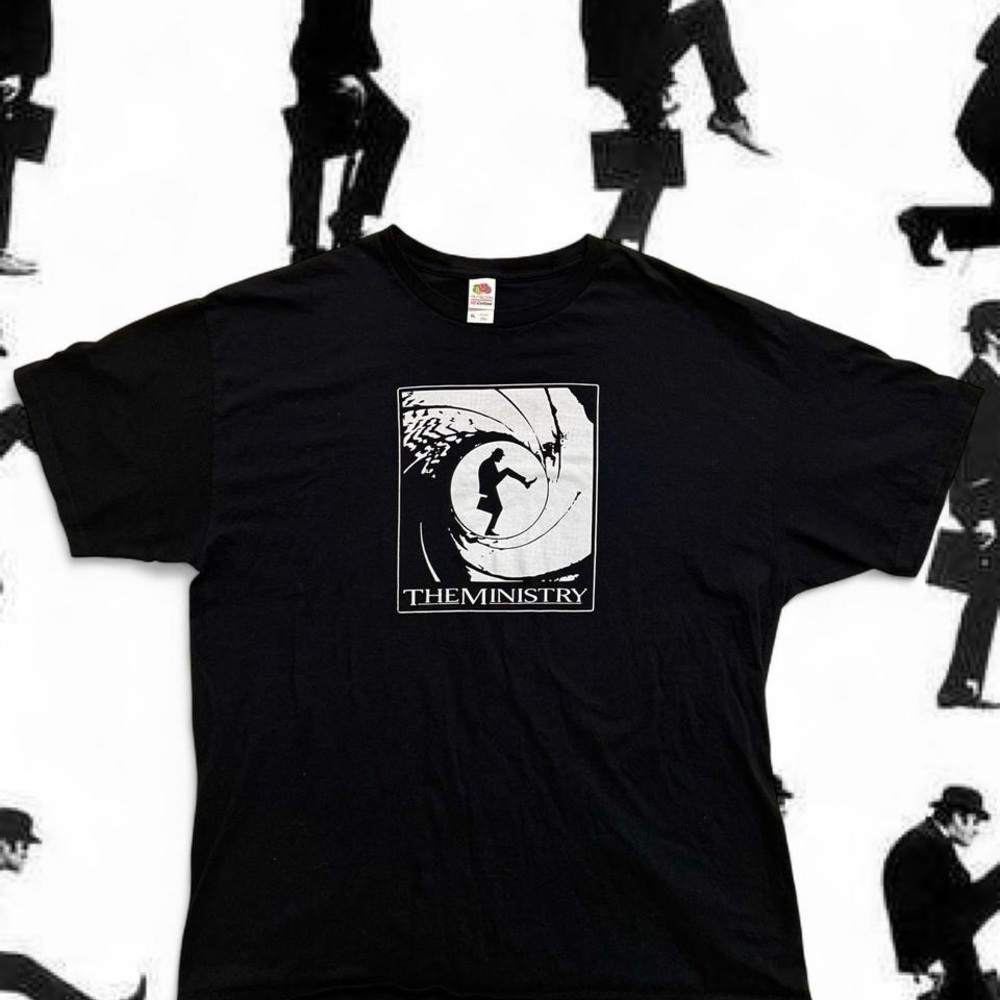 Vintage Monty Python Tee Size XL 
The Ministry of Silly Walks